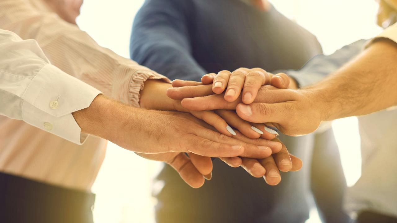 Quando o desafio de uma empresa é o desafio de muitas: entenda o associativismo empresarial